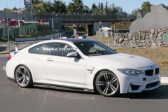 Bắt gặp BMW M4 GT4 mới gần như hoàn thiện xuất hiện gần đường đua Nurburgring