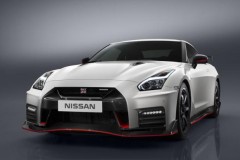 Nissan GT-R Nismo 2017 chính thức được bán ra tại Nhật Bản