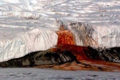 10 nơi bí hiểm thách đố tri thức các nhà khoa học