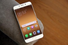 4 smartphone selfie đẹp nổi bật trong tháng 8