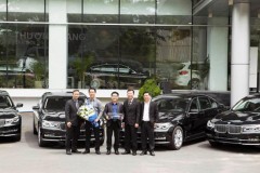 Euro Auto giao 20 xe BMW 7 và 5 Series cho Five Stars Limousine SG