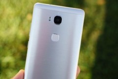 Huawei sắp cho ra mắt smartphone chạy Android 7.0