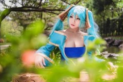Những coser xinh đẹp và sexy khiến game thủ mất ăn mất ngủ