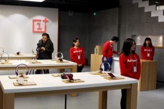 OnePlus đóng cửa hai cửa hàng