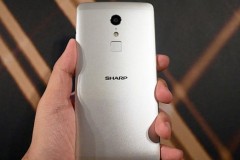 Sharp ra mắt Z2: Vỏ kim loại, chip 10 lõi, RAM 4 GB