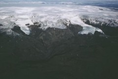 Siêu núi lửa lớn nhất Iceland sắp nổi cơn thịnh nộ