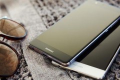 Smartphone Trung Quốc: Huawei dẫn đầu, Xiaomi đuối sức