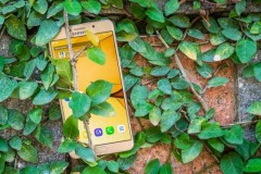 So sánh hiệu năng Sony Xperia X và Samsung Galaxy A9 Pro