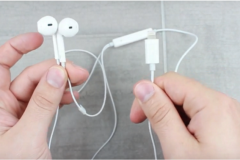 Trên tay và trải nghiệm tai nghe lightning của iPhone 7