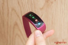 Xem kỹ vòng đeo sức khoẻ Gear Fit 2 giá 4 triệu