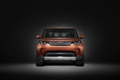 Land Rover úp mở hình ảnh Discovery 2017 trước thềm triển lãm Paris