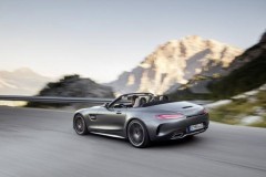 Mercedes trình làng xe mui trần GT C Roadster AMG 2017