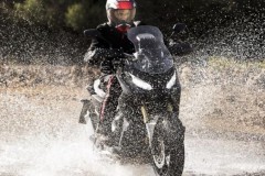 "SUV việt dã 2 bánh" Honda X-ADV 2017 sẽ ra mắt vào tháng 11