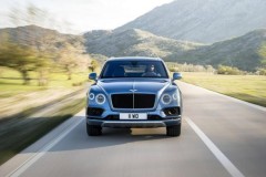 SUV nhanh nhất thế giới Bentley Bentayga thêm bản máy dầu