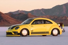 Volkswagen Beetle phá kỷ lục thế giới với tốc độ 330 km/h