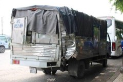 Va chạm liên hoàn trên quốc lộ 1, nhiều hành khách hoảng loạn