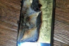 Galaxy Note 7 tạm ngừng bán do cháy nổ, cổ phiếu Samsung lao dốc