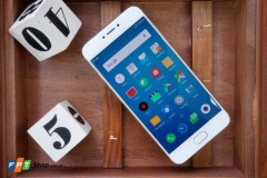 4 smartphone tầm trung đang hot có hỗ trợ sạc nhanh