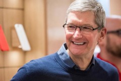 Apple nói gì về việc BlackBerry ngừng sản xuất điện thoại?