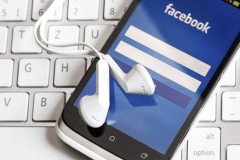 Chưa từ bỏ tham vọng, Facebook sẽ làm smartphone "xếp hình" ?