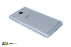 Đặt Meizu M3 Note và Samsung Galaxy J7 Prime lên bàn cân. Đâu là người chiến thắng?