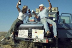 Đôi vợ chồng bỏ nhà để đi du lịch 177 nước suốt 23 năm không về