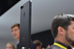 Đơn hàng iPhone 7 gấp 4 lần iPhone 6, màu đen cháy hàng