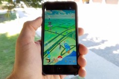 Làm vỡ TV giá 5.000 USD vì chơi Pokemon Go