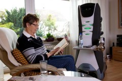 Năm 2050, phụ nữ đẩy hết việc nhà cho robot?
