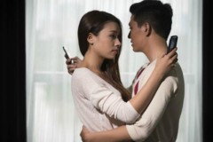 Những vụ lộ tẩy ngoại tình trong tình huống không ngờ