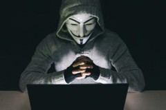 Thủ phạm hack sổ liên lạc “con ông bà học ngu như bò”