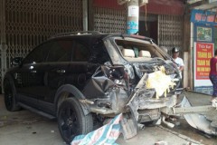 Bé trai 13 tuổi lái xe khách gây tai nạn liên hoàn