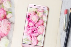 Các hãng smartphone thi nhau “thả thính” chị em trong dịp 20/10