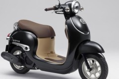 Honda và Yamaha hợp tác để phát triển xe ga không cần bằng lái