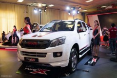 Isuzu giới thiệu D-Max phiên bản Type X với ngoại thất thể thao hơn