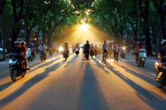 Tin thời tiết ngày 8/10: Bắc Bộ nắng nóng, Nam Bộ giảm nhiệt