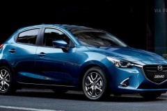 Mazda2 và Mazda CX-3 2017 chính thức lộ diện