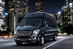 Mercedes-Benz Sprinter "độ" giá hơn 275.000 USD