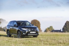 Mitsubishi ra mắt phiên bản đặc biệt Outlander PHEV Juro chỉ tiêu thụ 1,5 lít/100 km