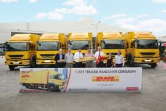 FUSO bàn giao 18 xe Fighter FJ 24 tấn cho DHL Supply Chain