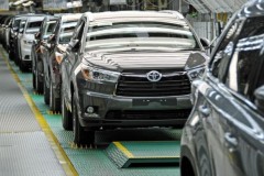 Toyota triệu hồi SUV Highlander 2016 vì lỗi đèn cảnh báo dầu phanh