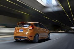Khách hàng đã có thể đặt mua Ford Fiesta ST 2017 từ bây giờ