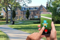 Bé trai tử vong do tài xế xe tải mải mê chơi Pokemon Go