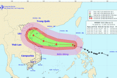 Bão số 7 tăng 2 cấp khi vào biển Đông