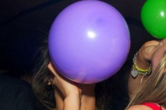 Bóng cười là gì và bóng cười nguy hiểm thế nào?
