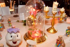 Đám cưới phong cách “Người đẹp và quái vật” xứng đáng là niềm mơ ước của mọi lứa đôi