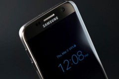 Galaxy S8 không ra mắt sớm, Galaxy S7 Edge Blue Coral chậm