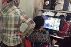 Hài hước game thủ viết đơn gửi bố mẹ để được thoải mái leo rank LMHT
