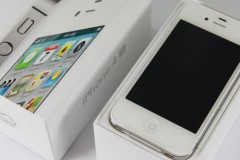 Mở hộp iPhone 4s chưa Active giá 3.2 triệu mới tràn về VN