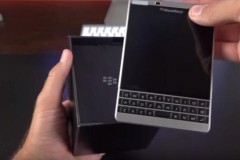 Mở hộp phiên bản BlackBerry Passport Silver Edition